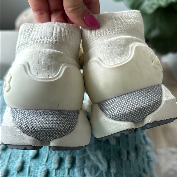 Under Armour Cream Athletic Sneakers - Picture 2 of 4
